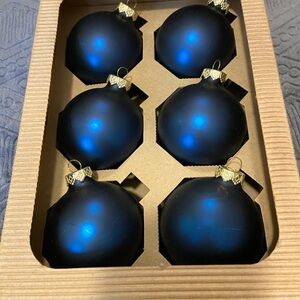 Elegant Blue Holiday Ornaments. (#1)